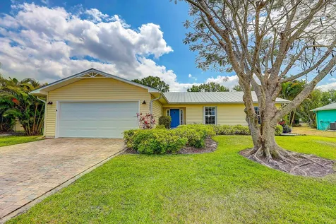 5805 NW Burri Court Port St Lucie FL 34986