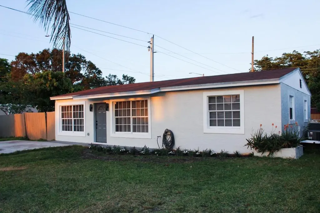 1500 SW 63rd Terrace North Lauderdale FL 33068