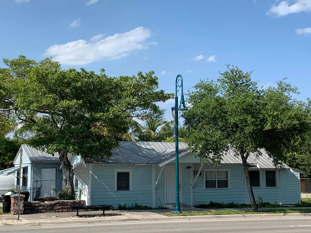 532 S C Street Lake Worth Beach FL 33460