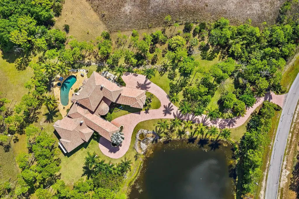 1300 SE Ranch Road Jupiter FL 33478