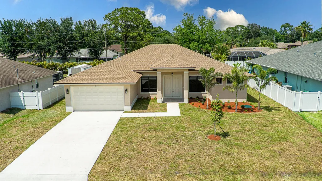 1509 SW Fresno Road Port St Lucie FL 34953