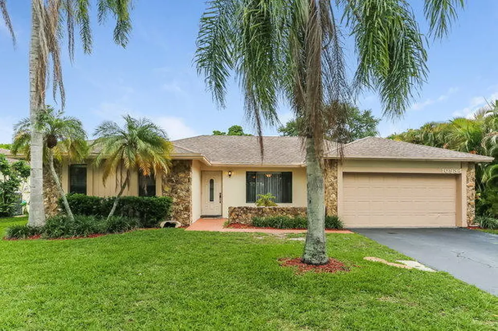 10934 NW 21st Place Coral Springs FL 33071