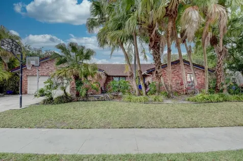 7168 San Salvador Drive Boca Raton FL 33433