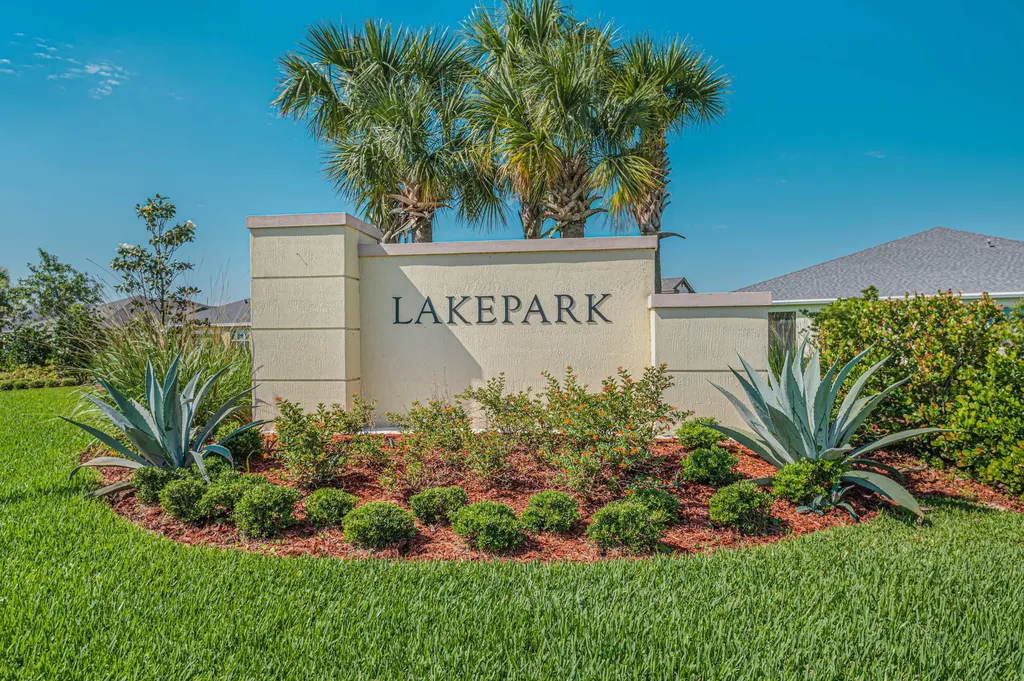 11590 SW Lake Park Drive Port St Lucie FL 34987