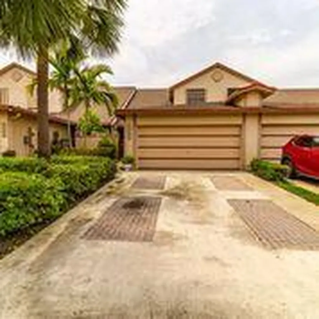 1705 Landings Boulevard Greenacres FL 33413