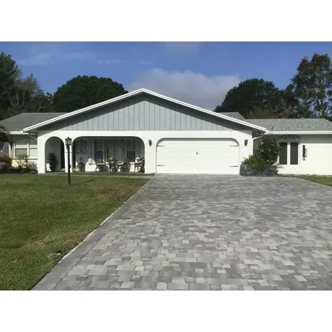2842 SE Bakersfield Street Port St Lucie FL 34952