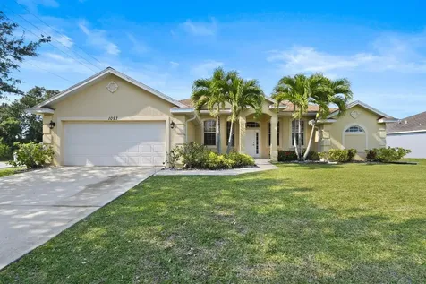 1097 SW Estaugh Avenue Port St Lucie FL 34953