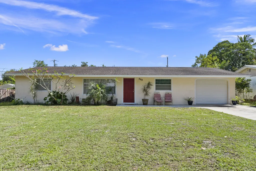 998 SW Spruce Street Palm City FL 34990