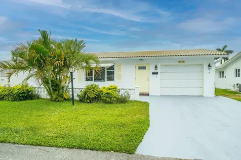 2024 SW 18th Drive Boynton Beach FL 33426