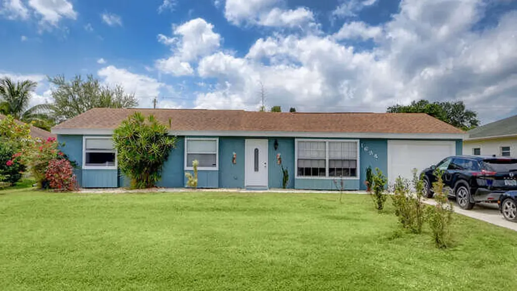1634 SE Sandia Drive Port St Lucie FL 34983