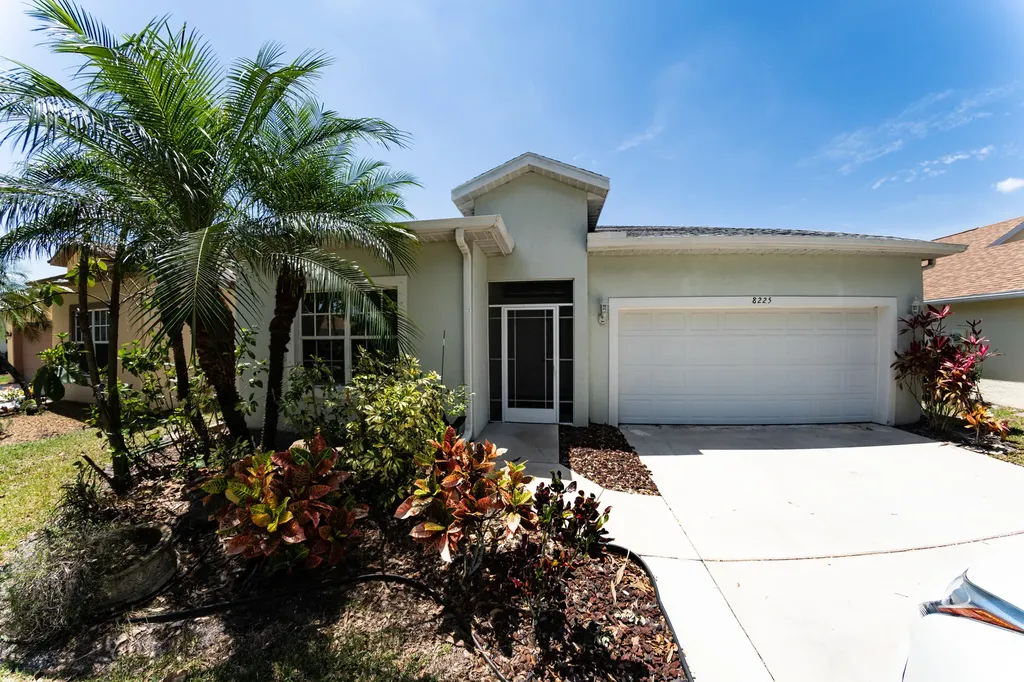 8225 Maidencane Place Port St Lucie FL 34952