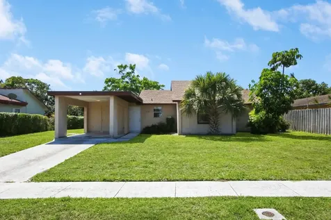 1313 Westside Way Royal Palm Beach FL 33411
