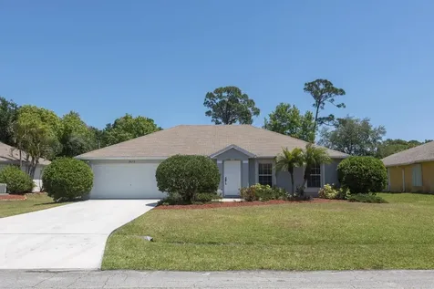 2473 SW Hinchman Street Port St Lucie FL 34984