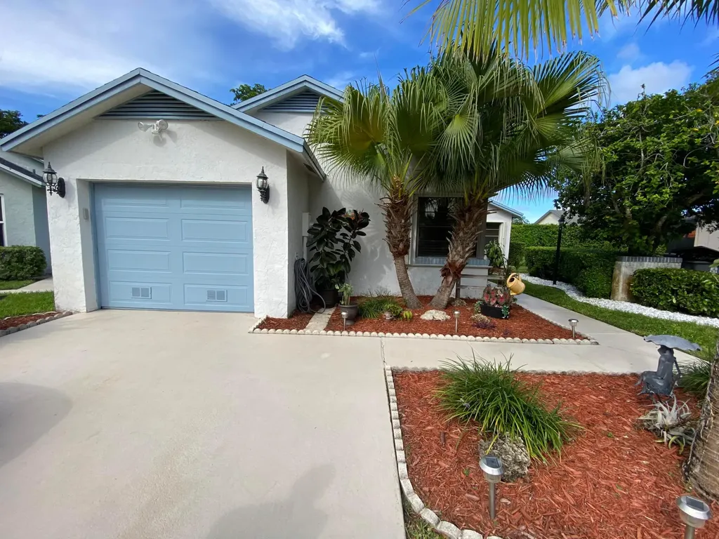19841 Villa Medici Place Boca Raton FL 33434