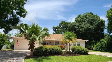 8402 Winter Garden Parkway Fort Pierce FL 34951