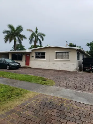 408 Cypress Lane Palm Springs FL 33461