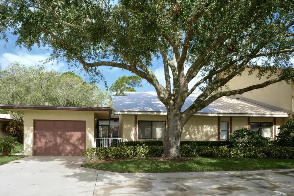 3007 Bent Pine Drive Fort Pierce FL 34951