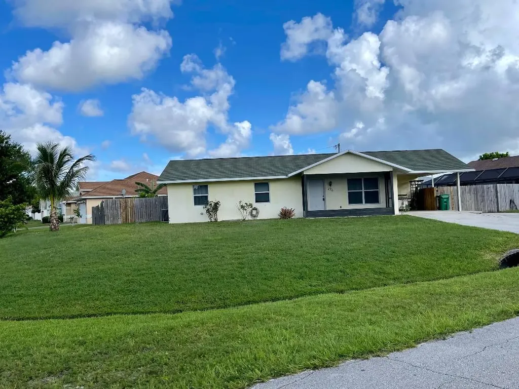 1236 SW Broadview Street Port St Lucie FL 34983