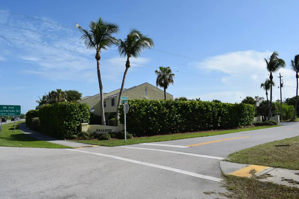 2707 N Highway A1a Hutchinson Island FL 34949
