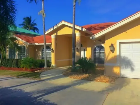 7318 Fairway Trail Boca Raton FL 33487