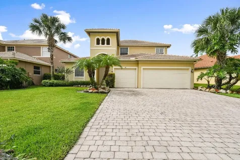 395 NW Sheffield Circle Port St Lucie FL 34983