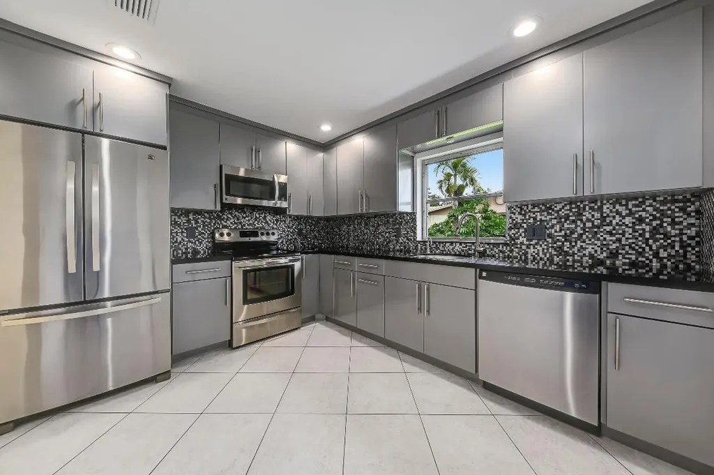 13633 Whippet Way W Delray Beach FL 33484