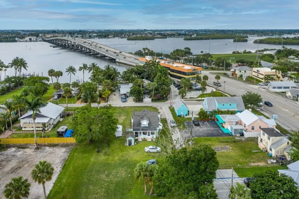2624 SW Conch Cove Lane Palm City FL 34990