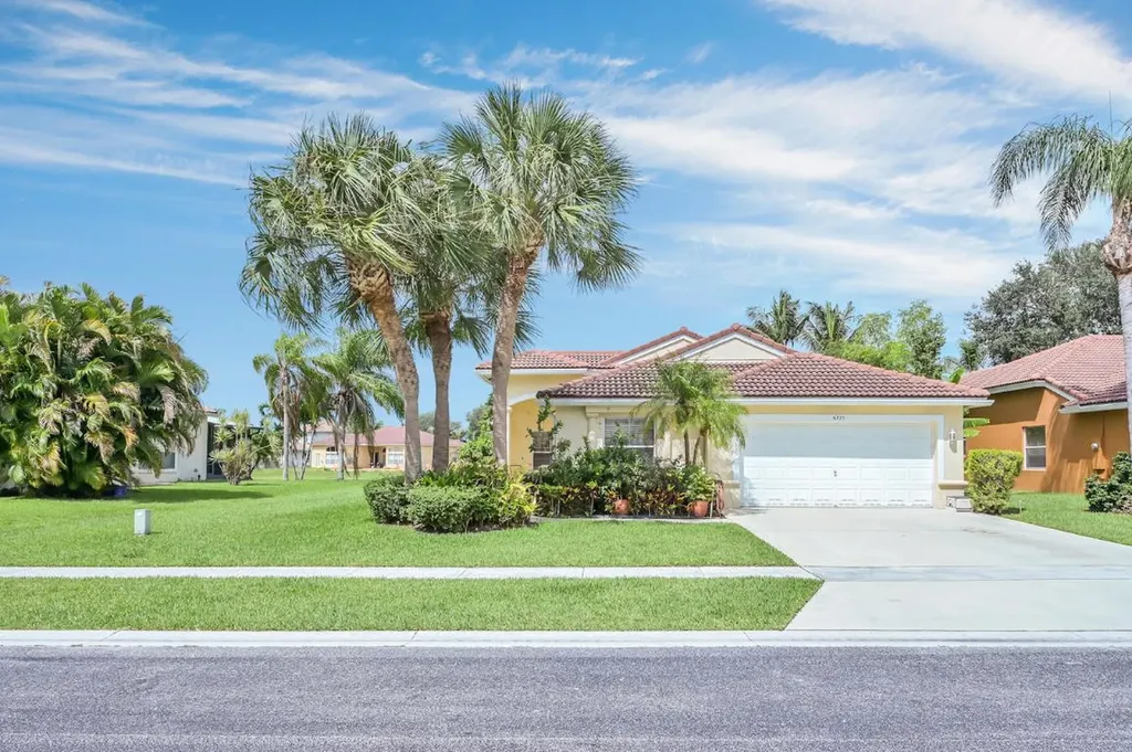 6225 Sand Hills Circle Lake Worth FL 33463