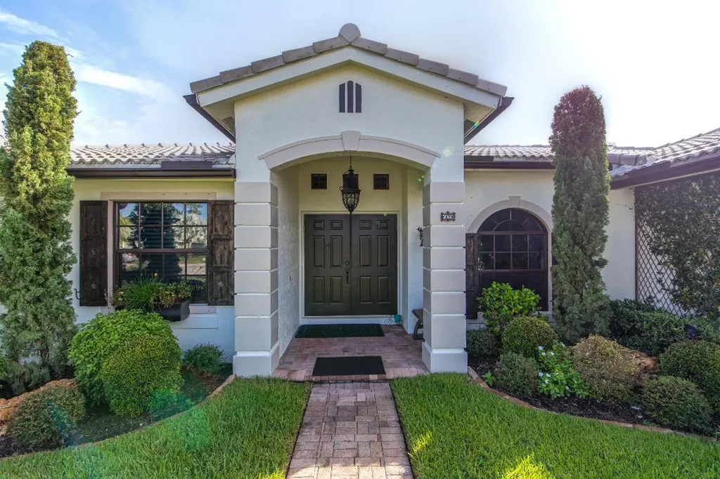 173 Cocoplum Lane Royal Palm Beach FL 33411
