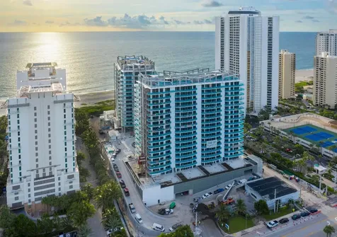 3100 N Ocean Dr, Singer Island FL 33404