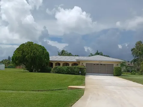 1526 SE Chiffon Avenue Port St Lucie FL 34952