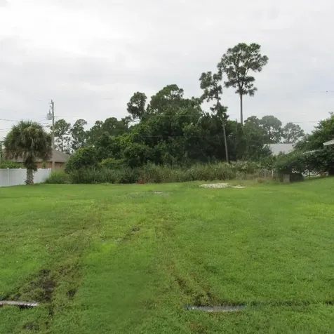 1022 SW Payne Avenue Port St Lucie FL 34953