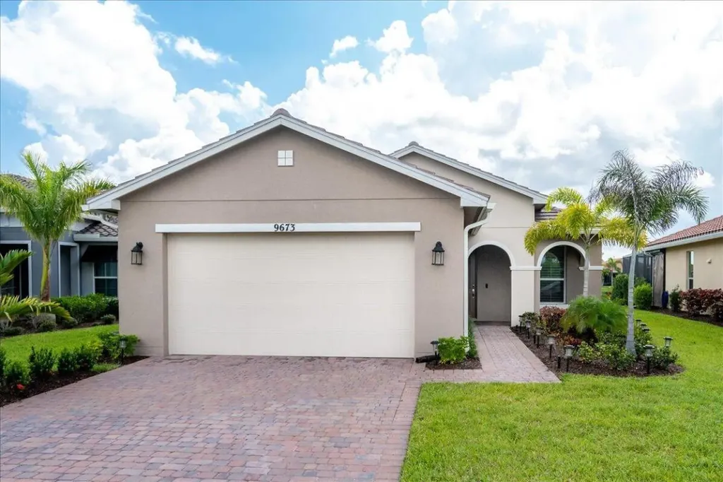 9673 SW Forestwood Avenue Port St Lucie FL 34987
