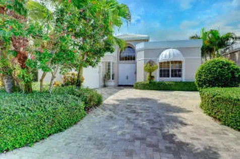 5407 Ascot Bend Boca Raton FL 33496