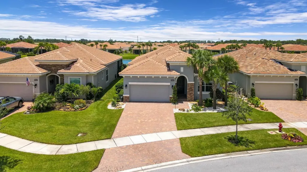 21984 SW Tivolo Way Port St Lucie FL 34986