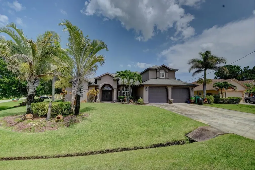6110 NW Nolia Court Port St Lucie FL 34983