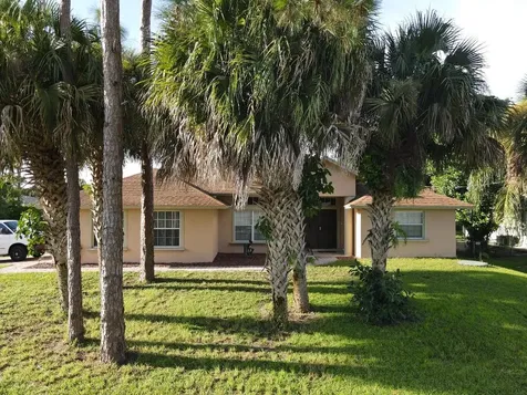 1157 SW Dalton Avenue Port St Lucie FL 34953