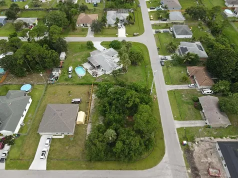 1180 SW Colorado Avenue Port St Lucie FL 34953