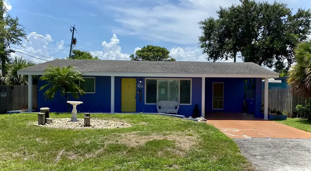 907 S Lake Drive Lantana FL 33462
