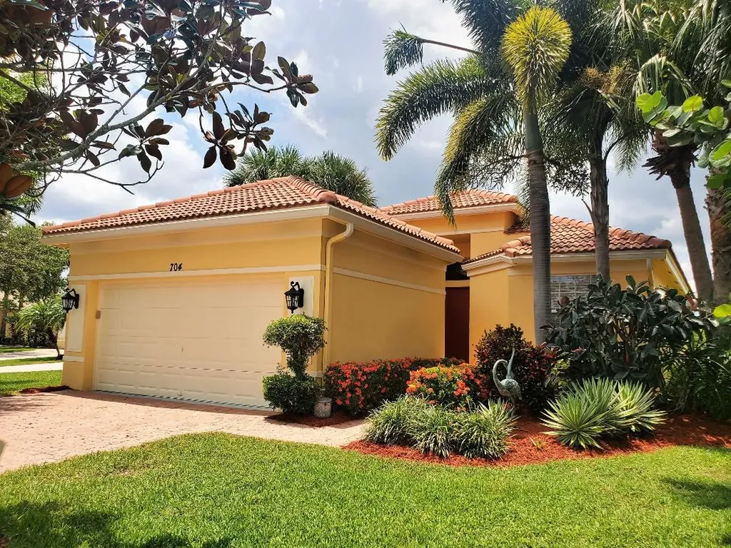 704 NW Stanford Lane Port St Lucie FL 34983