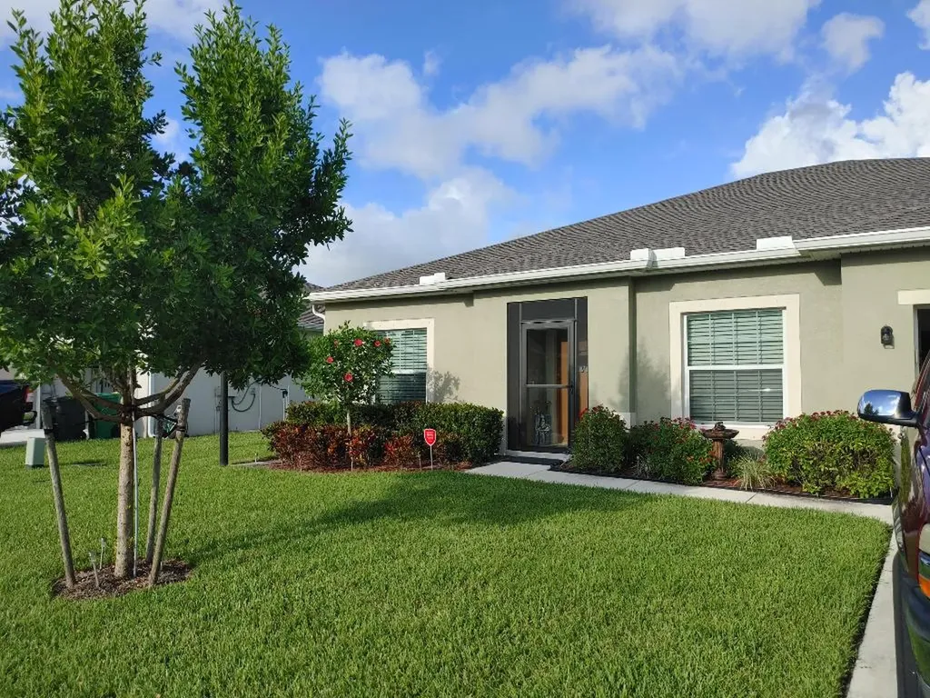5357 Oakland Lake Circle Fort Pierce FL 34951