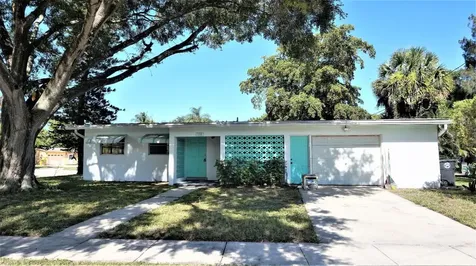 2606 S 14th Street Fort Pierce FL 34982