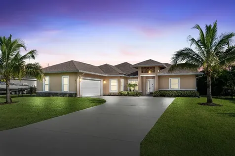 1811 SW Inlander Avenue Port St Lucie FL 34953