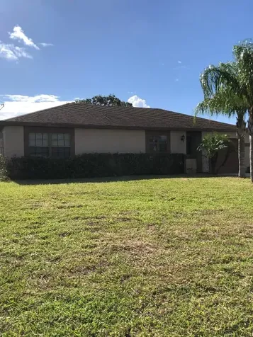 1537 SE Arenson Lane Port St Lucie FL 34952