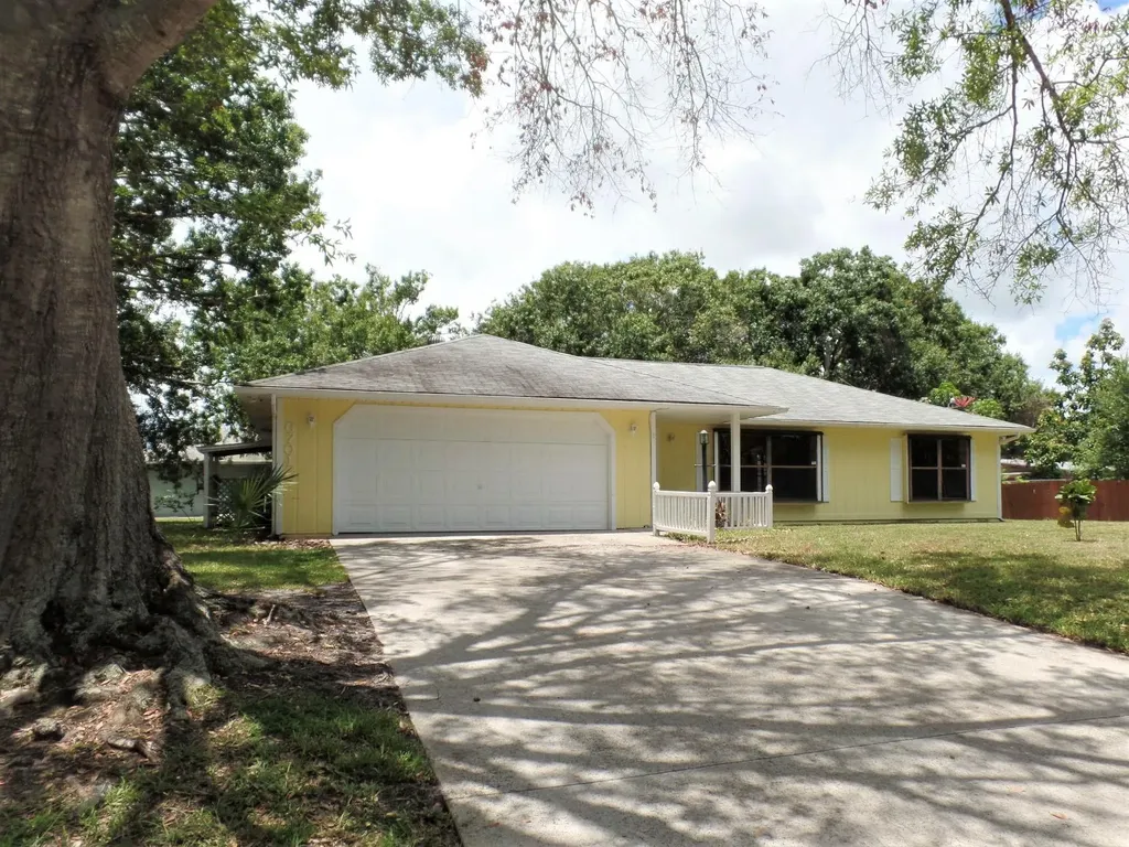 6701 Green Dolphin Street Fort Pierce FL 34951