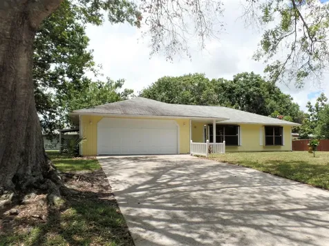 6701 Green Dolphin Street Fort Pierce FL 34951