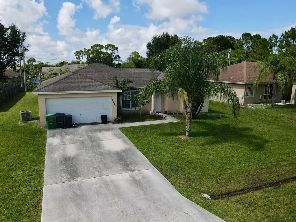1257 SW Herald Road Port St Lucie FL 34953
