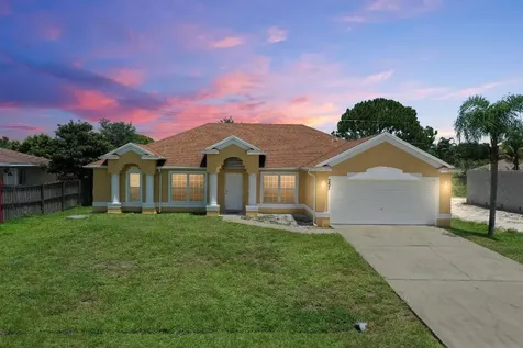 751 SW Dolores Avenue Port St Lucie FL 34983