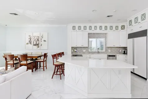 2340 NE 28th Court Lighthouse Point FL 33064