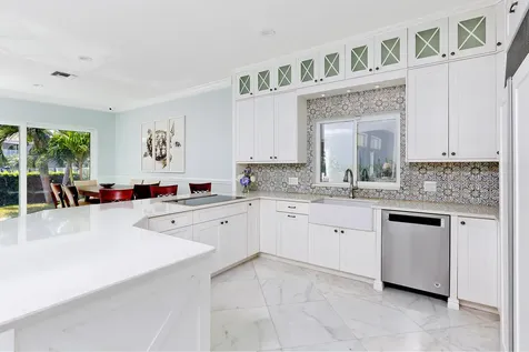 2340 NE 28th Court Lighthouse Point FL 33064